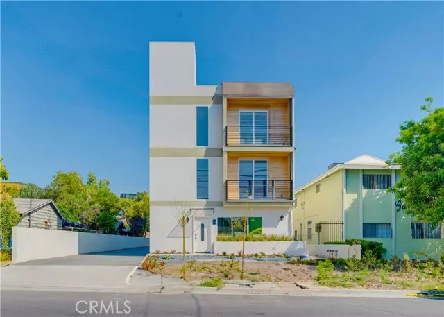 712 N Chestnut Avenue, Los Angeles, CA 90042