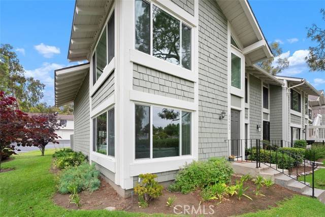 Lake Forest (el Toro), CA 92630,24462 Copper Cliff Court #20