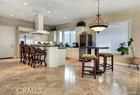 Laguna Hills, CA 92679,12 Lone Wolf