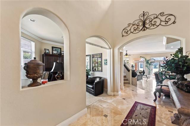 Laguna Hills, CA 92679,16 Via Barcaza