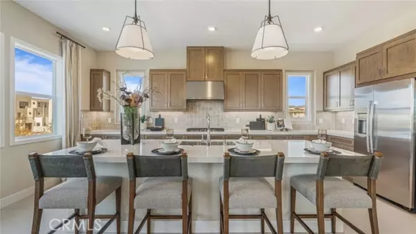 Irvine, CA 92618,186 Proctor