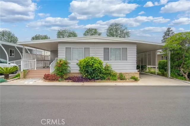 Irvine, CA 92618,14851 Jeffrey Road #17