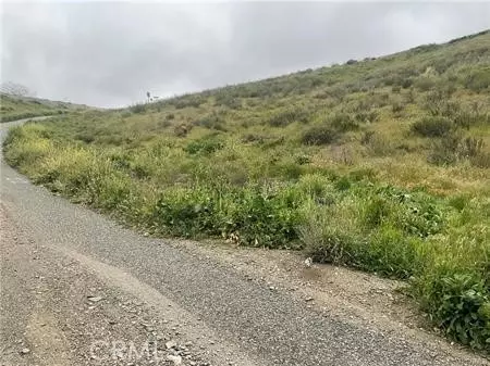 1 Cross Hill Drive, Menifee, CA 92587