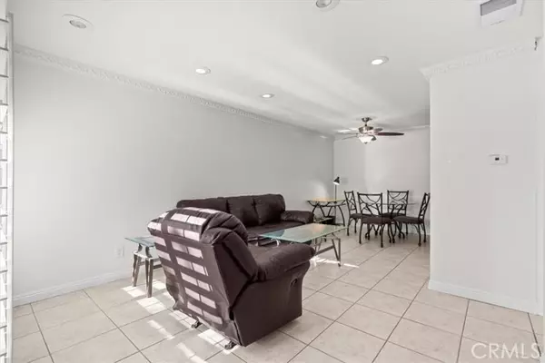Palm Springs, CA 92262,2801 N Los Felices Circle #209