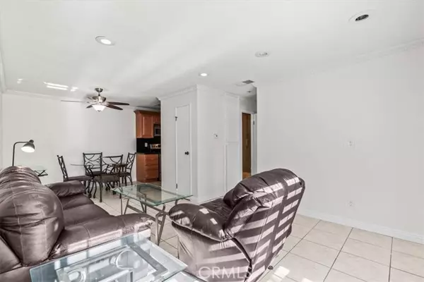 Palm Springs, CA 92262,2801 N Los Felices Circle #209