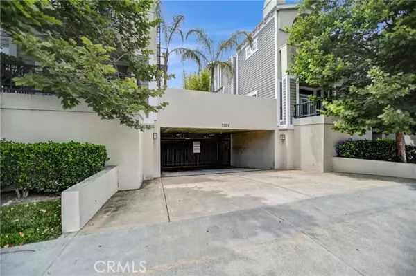 Valley Village, CA 91607,5101 Whitsett Avenue #105