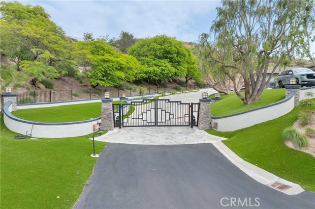 Laguna Hills, CA 92679,7 Olympic Way