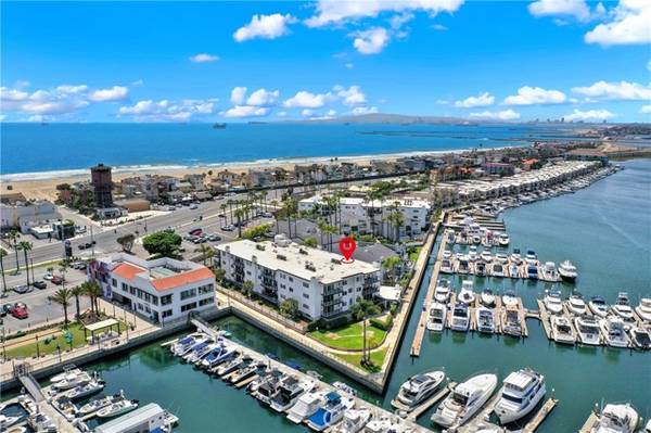 2872 Coast Circle #CI205, Huntington Beach, CA 92649