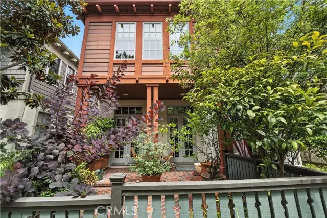 2616 BUNGALOW Place, Corona Del Mar (newport Beach), CA 92625