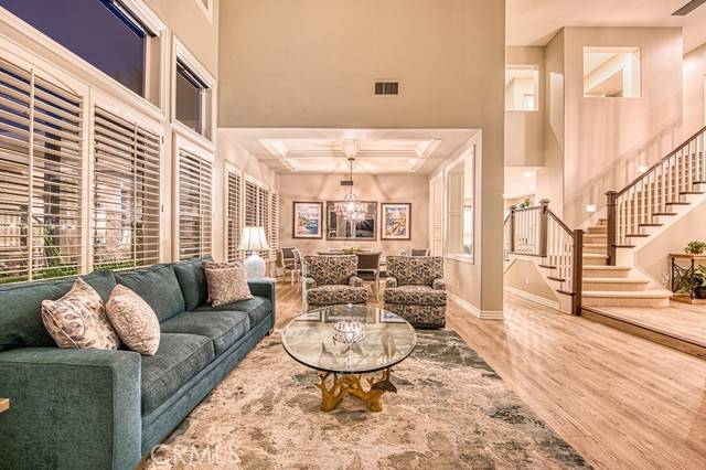 Laguna Hills, CA 92679,5 Kennedy Court