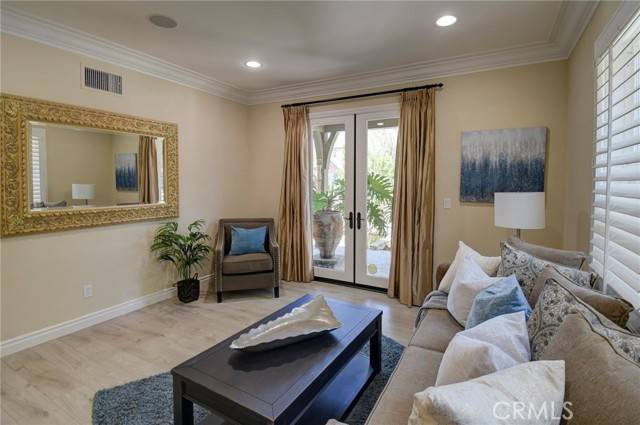 Irvine, CA 92620,62 Gentry
