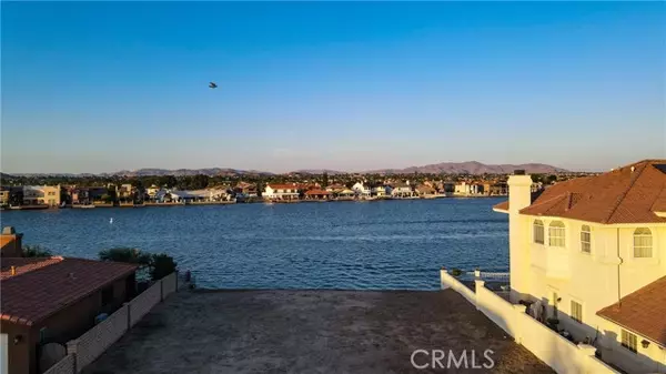 Victorville, CA 92395,18091 Mariner Drive