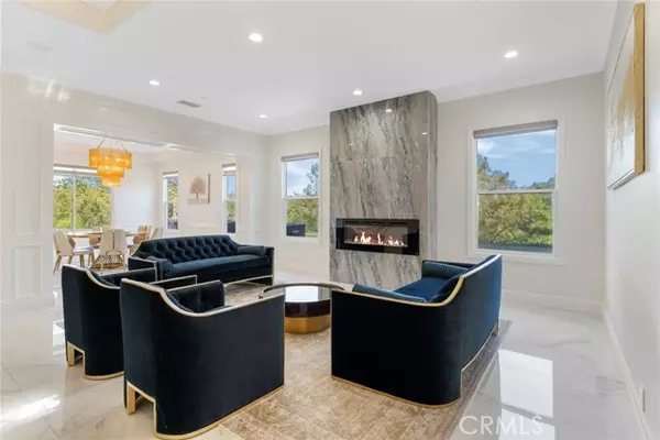 Laguna Hills, CA 92679,18 Bent Oak
