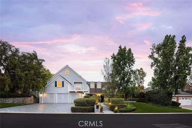 24992 Buckskin Drive, Laguna Hills, CA 92653