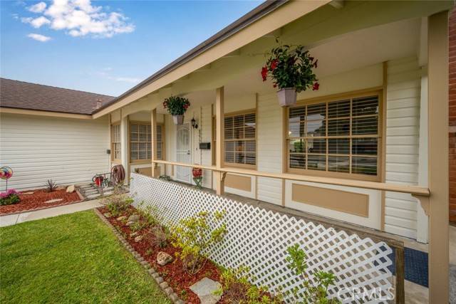 Huntington Beach, CA 92647,6272 Hooker Drive