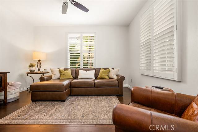 Irvine, CA 92602,57 Avondale