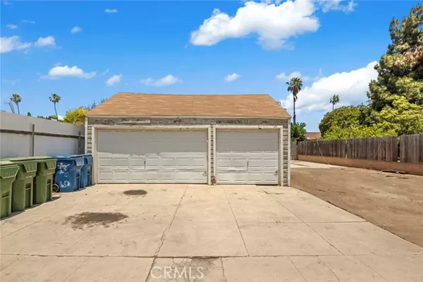 Inglewood, CA 90301,517 Lime Street