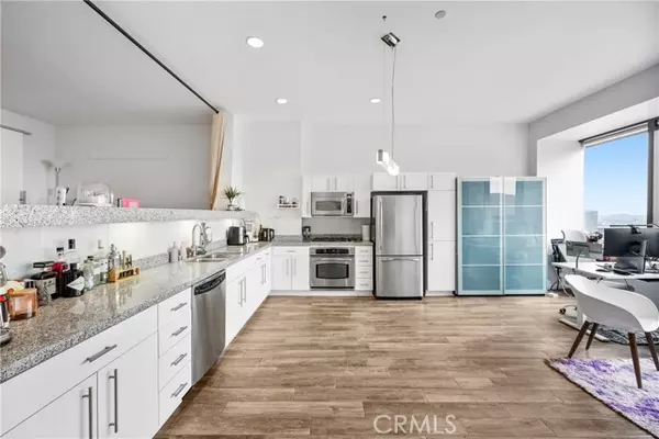 1100 Wilshire Boulevard #2607, Los Angeles, CA 90017
