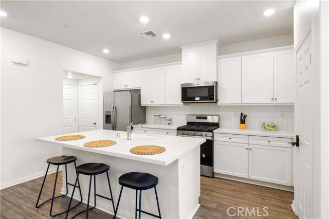 Ontario, CA 91761,3957 E Huntington Street
