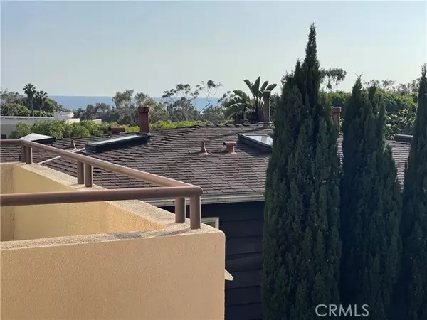 Laguna Beach, CA 92651,352 Y Place #B