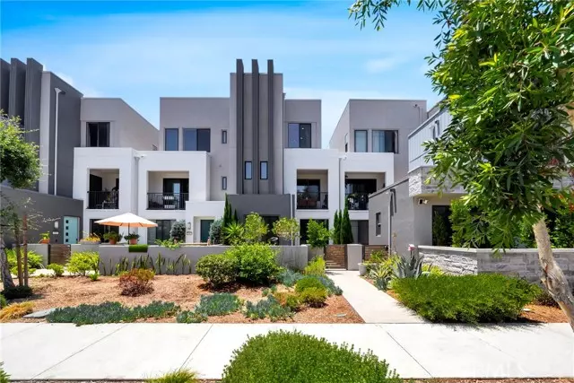 114 Epic, Irvine, CA 92618