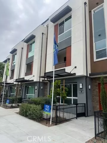 1818 E 1st Street #520, Santa Ana, CA 92705