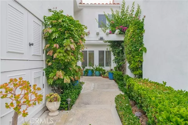 Irvine, CA 92612,10 La Quinta #21
