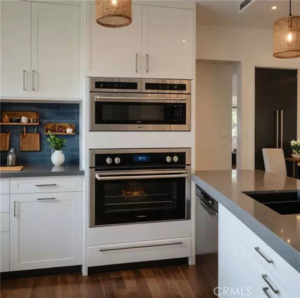 Irvine, CA 92618,224 Lexford