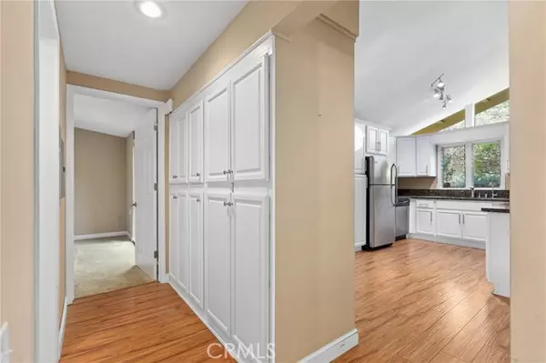 Laguna Woods, CA 92637,141 Avenida Majorca #B