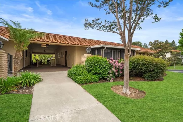 Laguna Woods, CA 92637,834 Ronda Mendoza