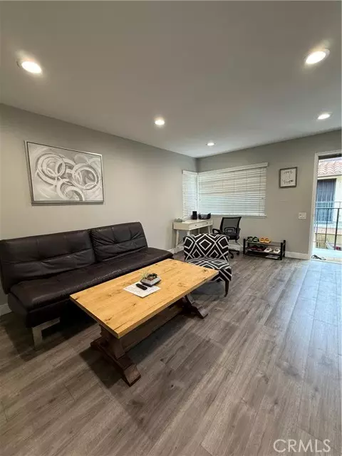 Santa Ana, CA 92704,3935 W Mcfadden Avenue #D