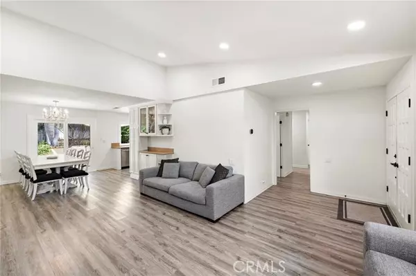 Laguna Hills, CA 92653,22391 Lombardi