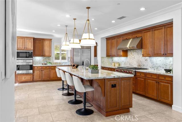 Irvine, CA 92618,53 Andrews