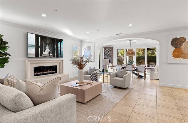 Irvine, CA 92618,53 Andrews