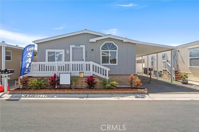 Huntington Beach, CA 92646,21851 Newland Street #270