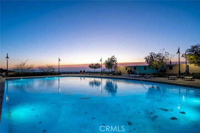 Irvine, CA 92602,162 Somera