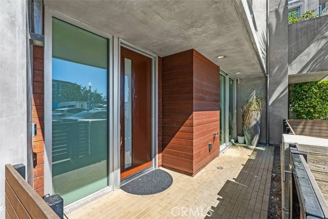 Newport Beach, CA 92663,3306 Via Oporto