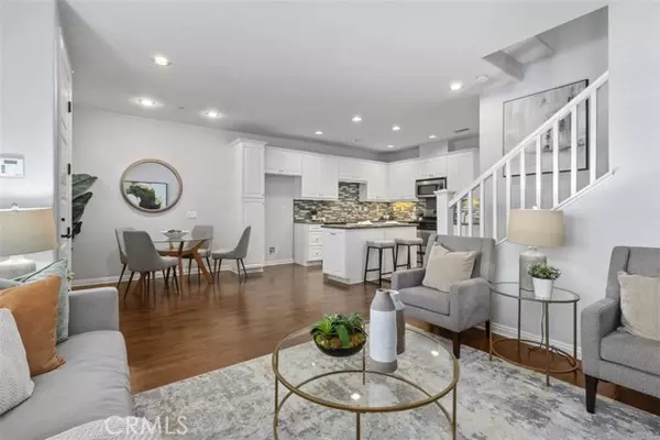 Anaheim, CA 92805,760 S Olive Street