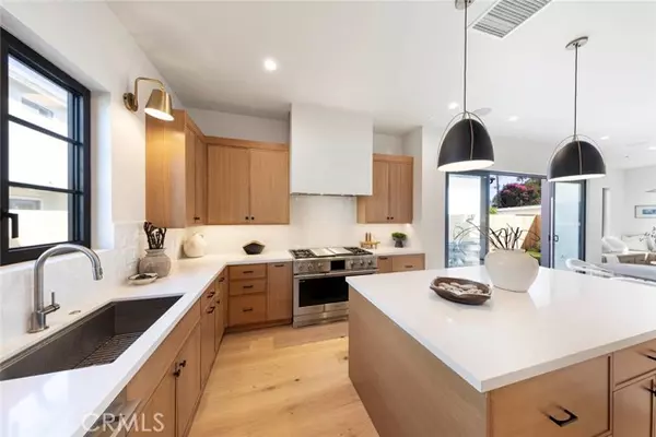 Costa Mesa, CA 92627,1592 Redlands Place