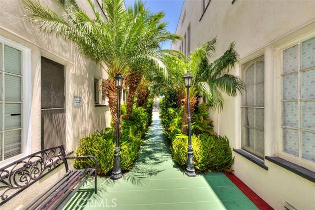 932 E 2nd Street #27, Long Beach, CA 90802