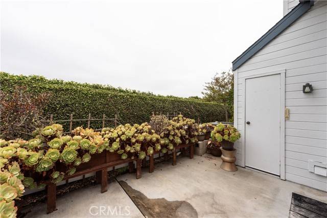 Irvine, CA 92614,129 Greenmoor