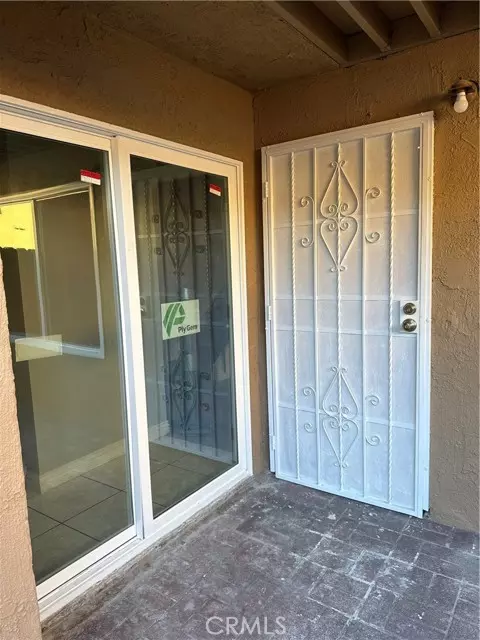 Santa Ana, CA 92707,1323 S Standard Avenue #A