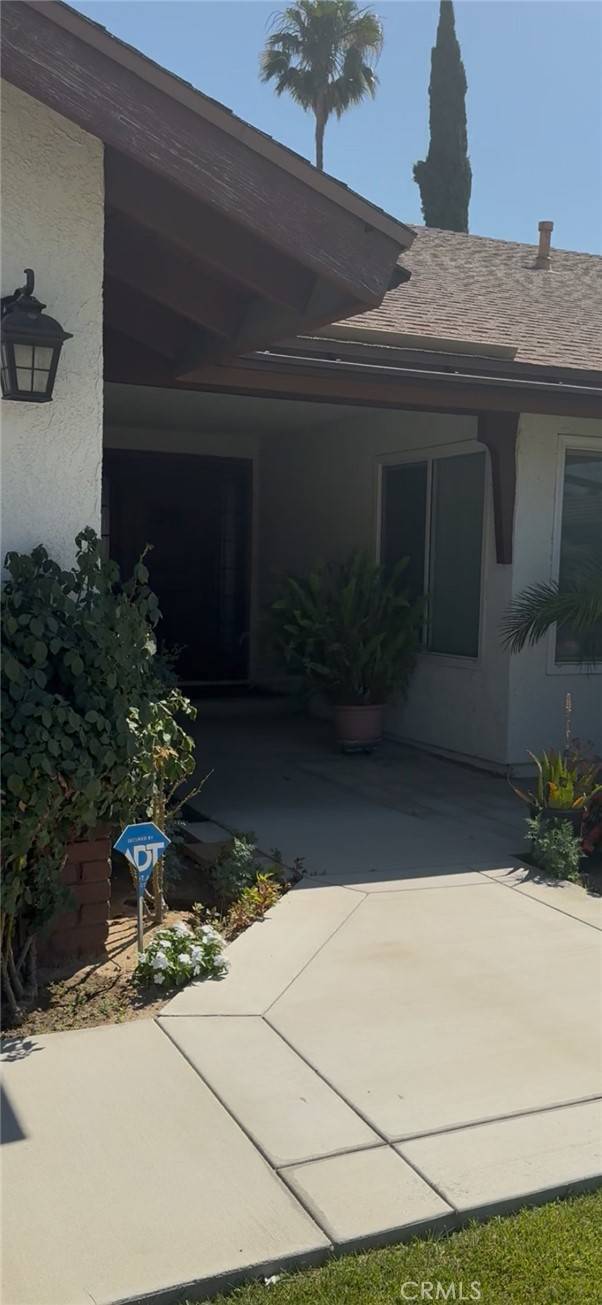 2051 N Orange Avenue, Rialto, CA 92377