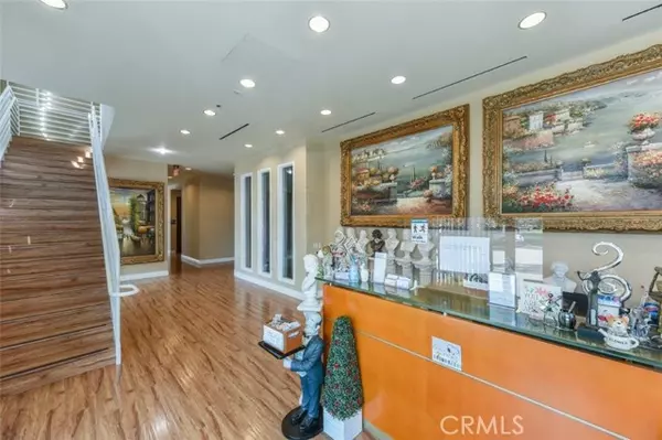 Irvine, CA 92620,950 Roosevelt