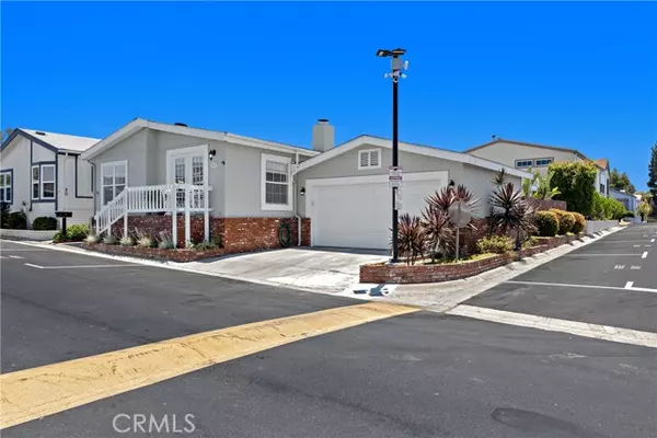 Laguna Hills, CA 92653,23301 Ridge Route Drive #81