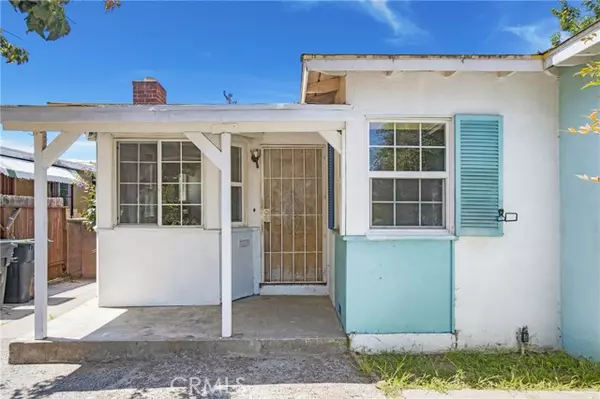 Santa Ana, CA 92703,2210 W 7th Street