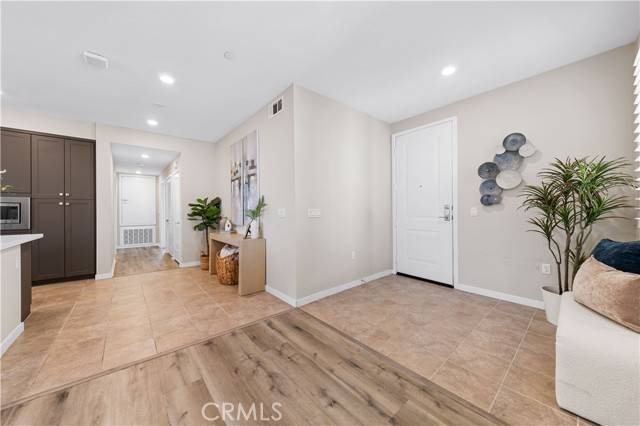 Irvine, CA 92612,107 Bowery