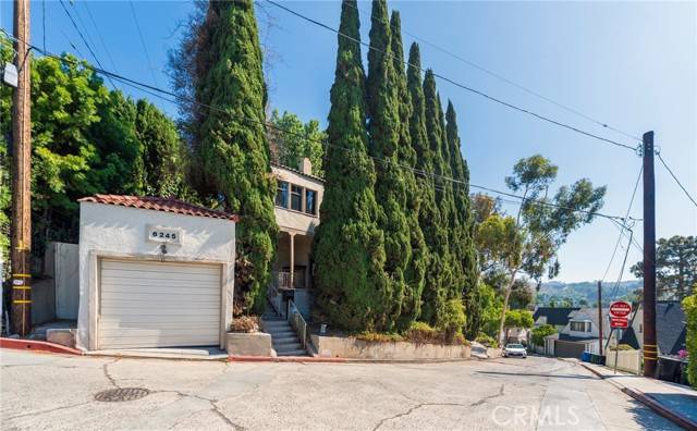 6245 Scenic Avenue, Los Angeles, CA 90068