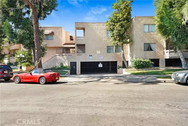 Van Nuys (los Angeles), CA 91406,8020 Langdon Avenue #211