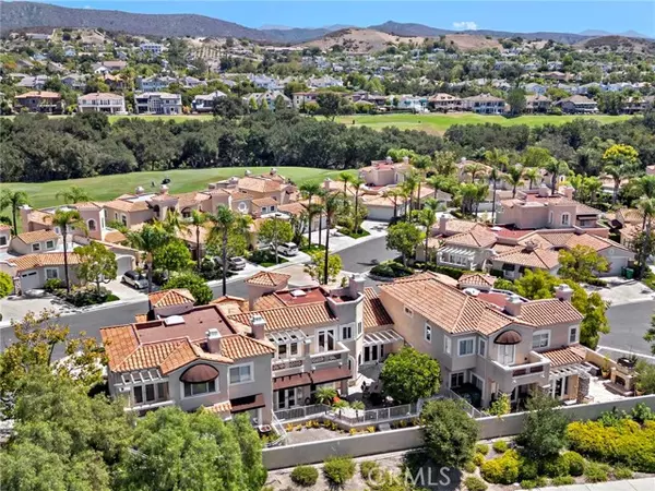 Laguna Hills, CA 92679,15 Via Barcaza